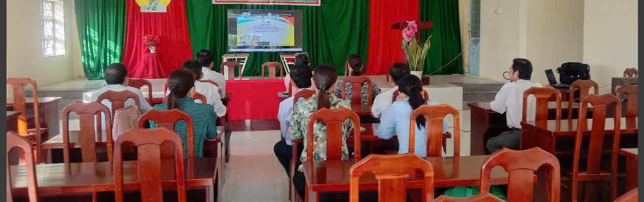 Hội thảo giới thiệu sách giáo khoa theo chương trì